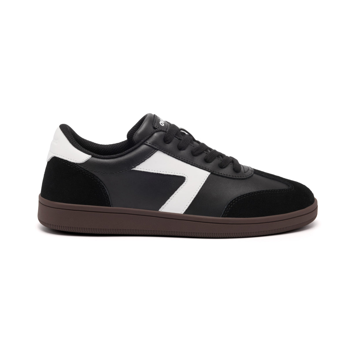 OVISWOOD COURTWALK 01 — BLACK/WHITE